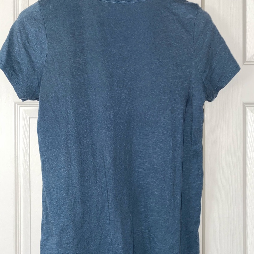 Blue graphic tee - Picture 2 of 3